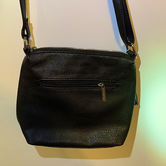 Roots black bag ! - Picture 2 of 2